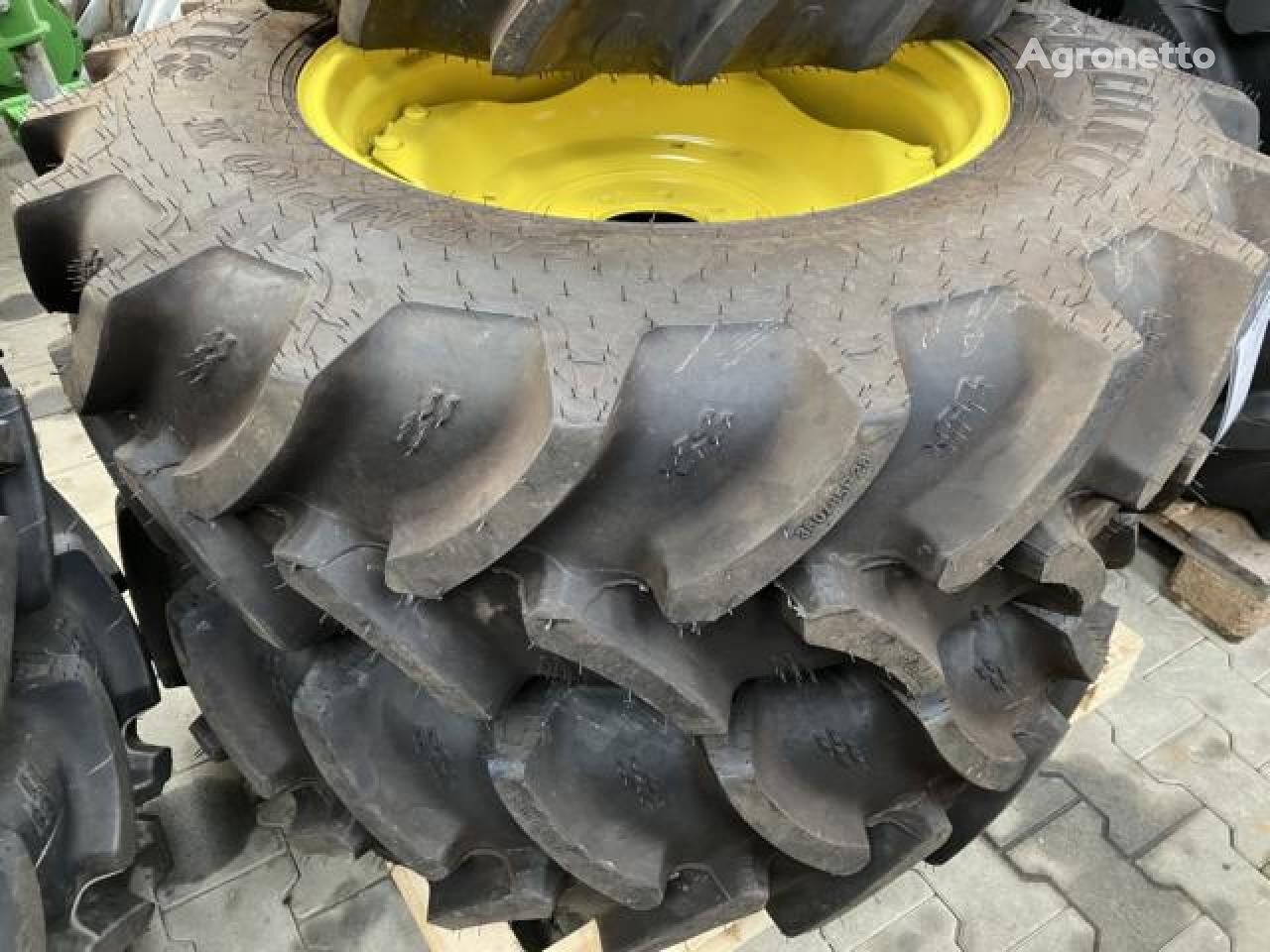 шина для трактора