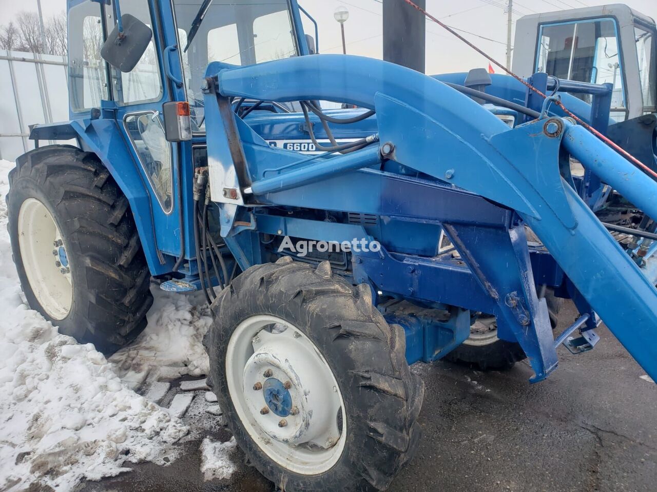 трактор колесный Ford 6600 with loader