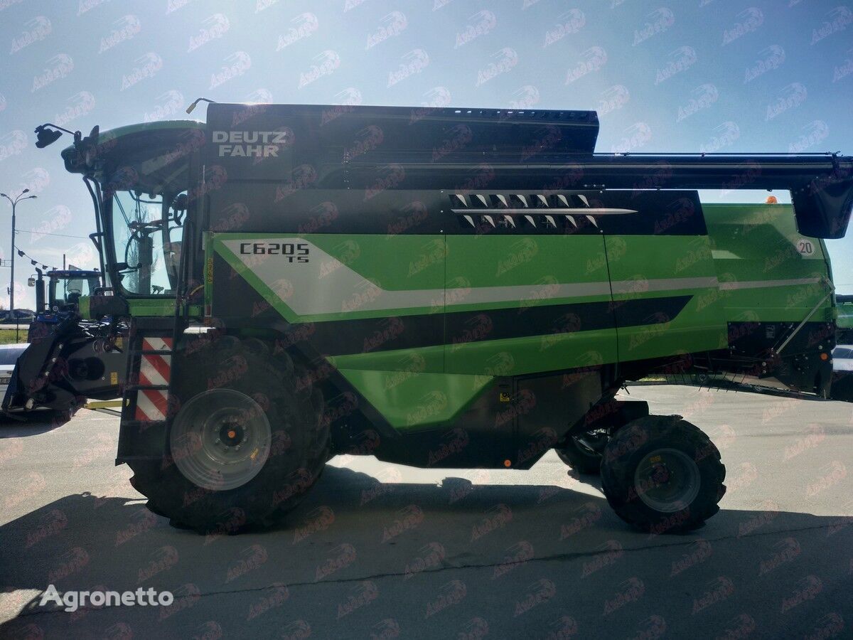 новый зерноуборочный комбайн Deutz-Fahr С6205TS